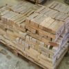 Piatra naturala - scapitat calcar Vistea pentru pereti, garduri, soclu, etc. Prelucrata manual bucata cu bucata ! Latime fixa, lungimi si grosimi variabile. Pret de producator !