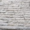 Piatra naturala - scapitat calcar Vistea pentru pereti, garduri, soclu, etc. Prelucrata manual bucata cu bucata ! Latime fixa, lungimi si grosimi variabile. Pret de producator !