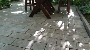 pavaj andezit LLx15x2 cm si borduri din andezit