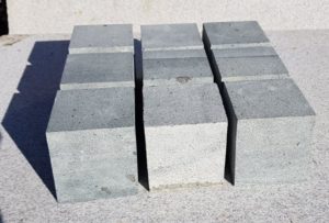 Piatra cubica andezit Terragrey Dark toate fetele taiate