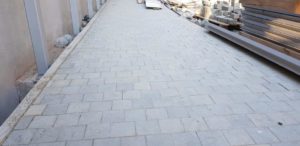 Institutul GOETHE - Piatra cubica andezit toate fetele taiate, 10x10x6 cm