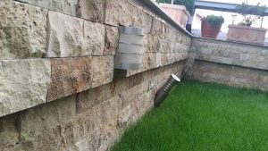 scapitat-travertin-si-glafuri-capace-de-gard-travertin-1